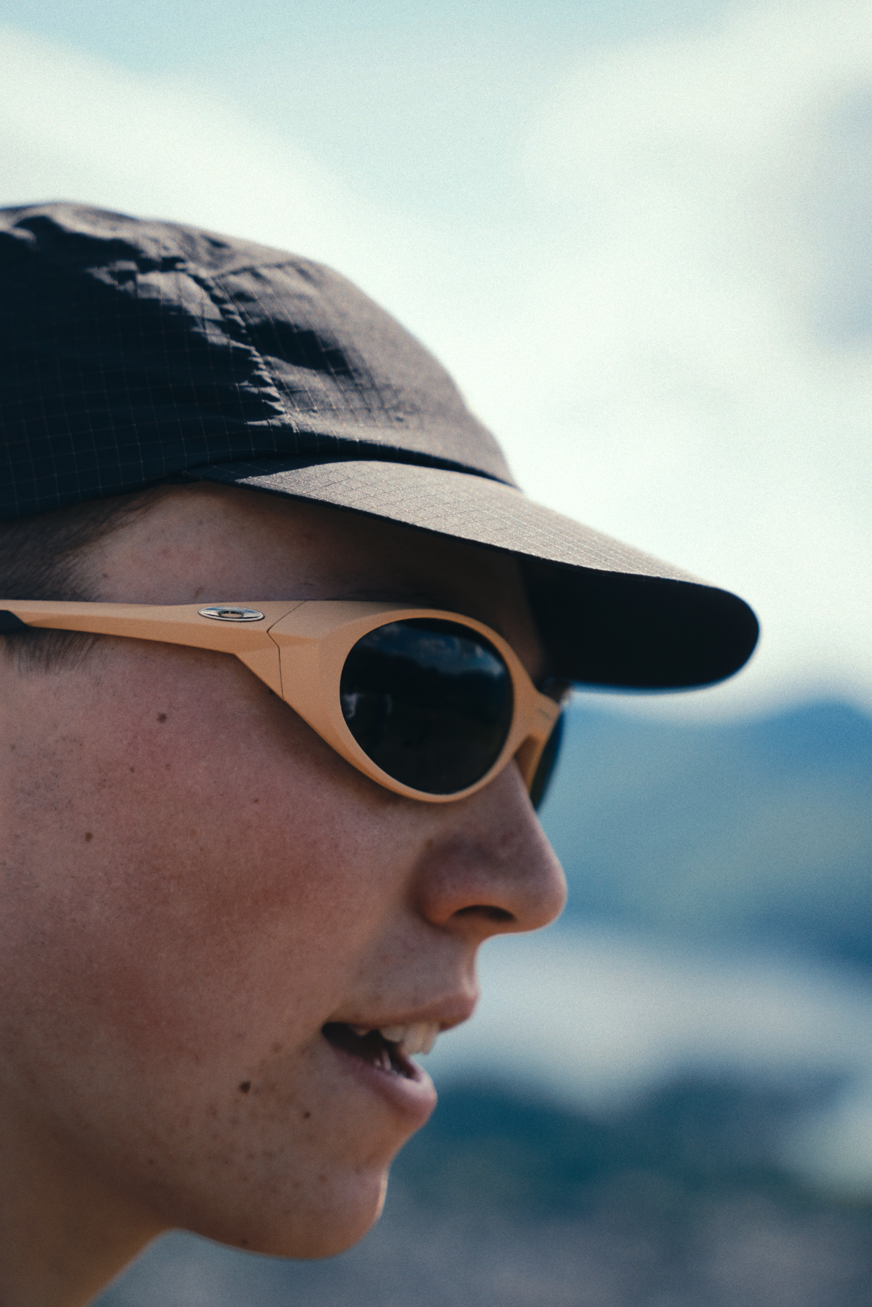 Close up of man wearing sunglasses